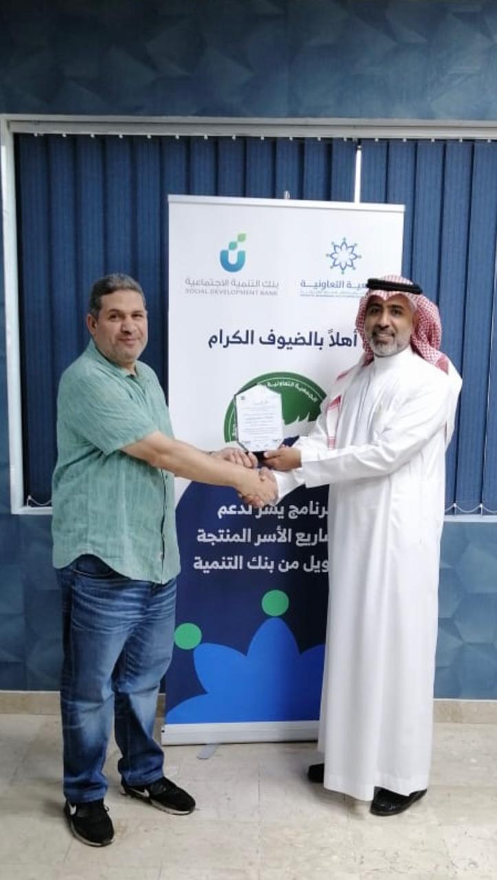 تكريم المدرب عادل بسيوني